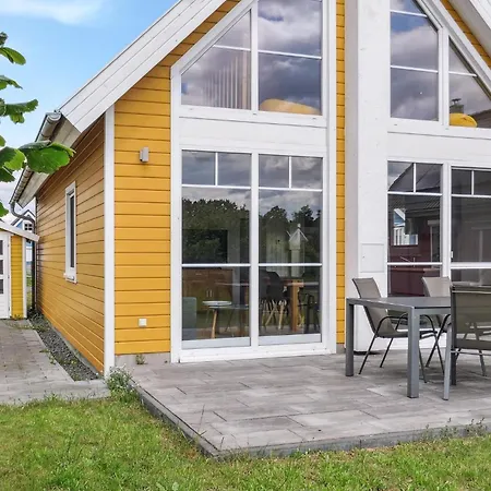 Two-bedroom In Ferienhaus Zerpenschleuse